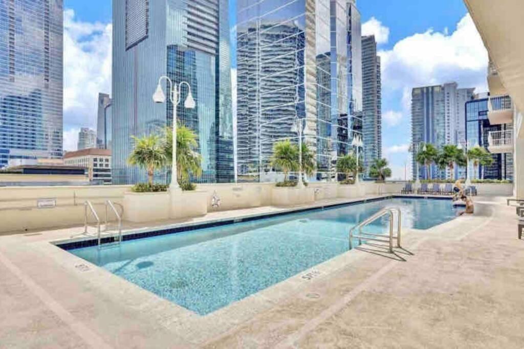 Stunning 2br Penthouse Brickell/direct Oceanview!! Apartamento Miami